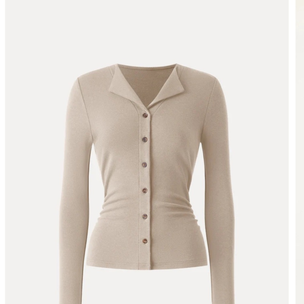 OGL Women's Flap V-neck Button-Up Top